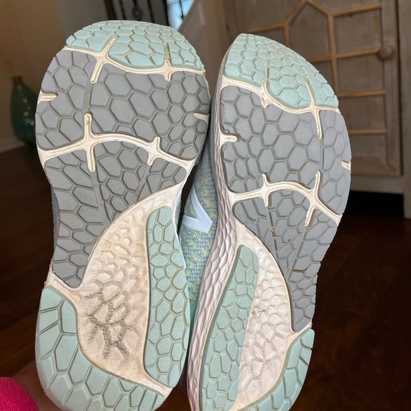 New Balance Womens Fresh Foam 880 V10 Running Shoes Size 9 - Picture 10 of 10